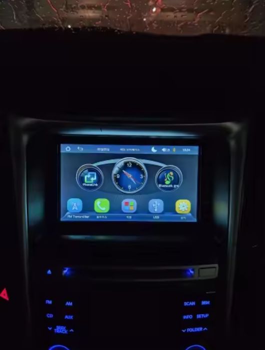 Універсальна 7" мультимедійна система з CarPlay та Android Auto | Нови