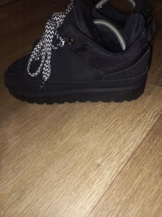 Уггі          Ugg