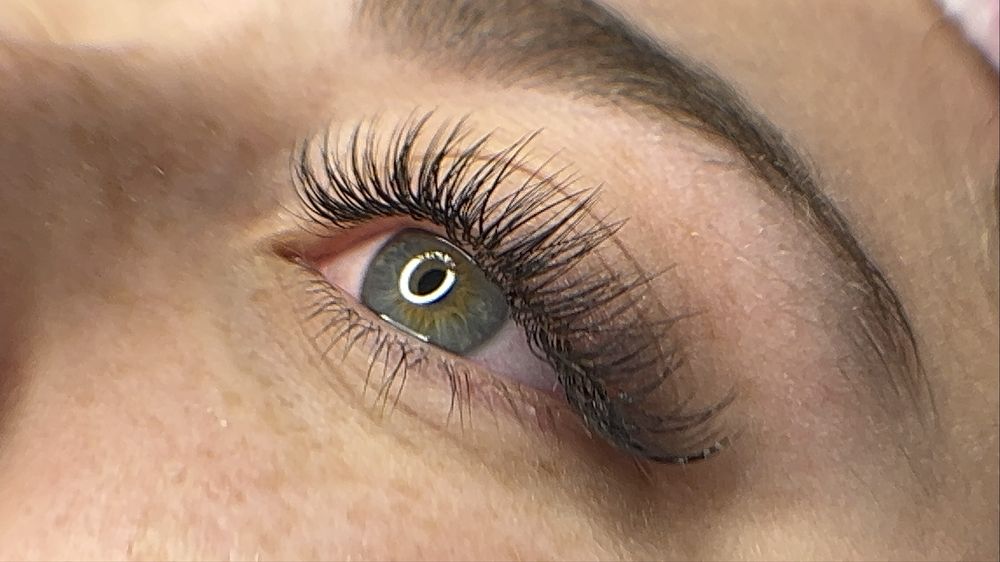 Наращивание ресниц ,обучение,лами бровей/ресниц/шевченсковский