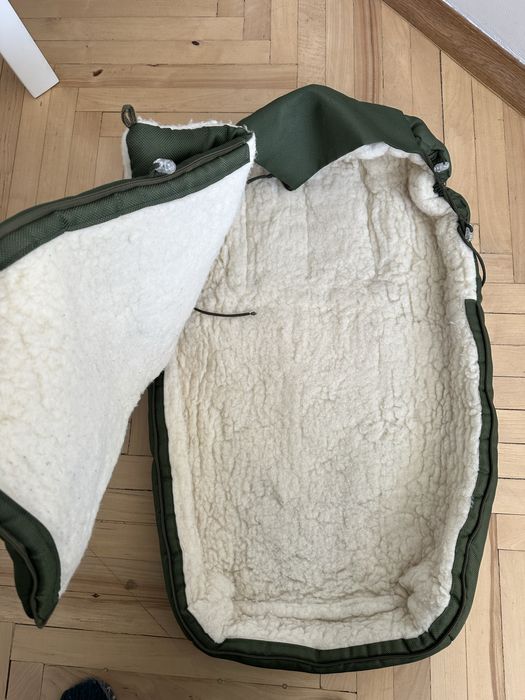 Конверт на овчині в коляску