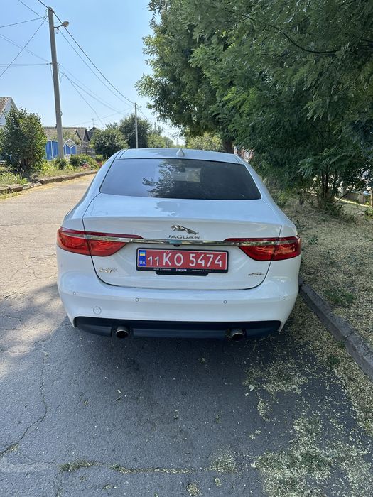 Автомобиль  Ягуар XF 260, JAGUAR  XF