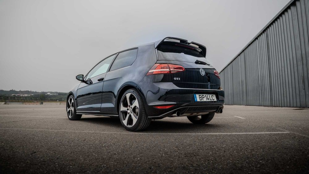 Volkswagen Golf VII GTI DSG