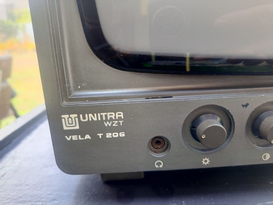 Telewizor UNITRA 230v/24