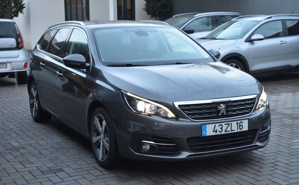 Peugeot 308 SW 1.2 PureTech Allure Full LED