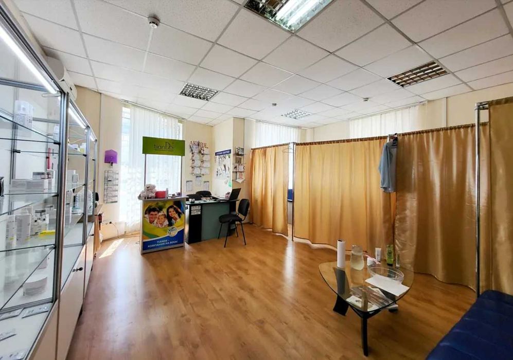 (8) Здається в оренду комерційне приміщення в смт. Калинівка 9726