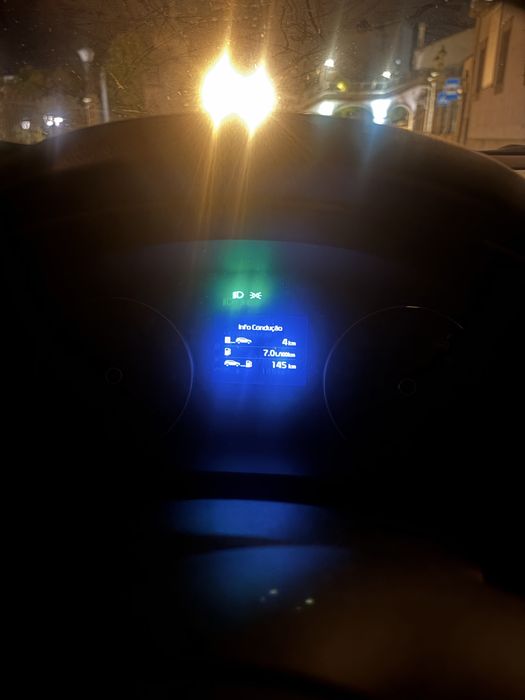 Microondas em estado novo . Aoenas vendo porque estou a vender acasatambem