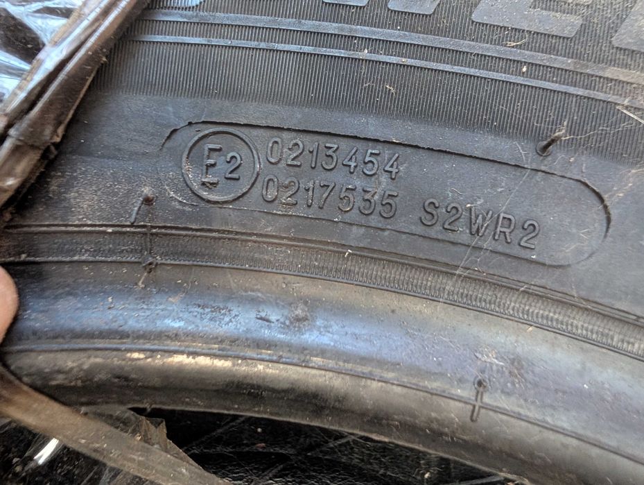 Шины    Michelin Alpin 6 215/60 R16 99H б.у. протектор 6-7 мм. М+ S Italy