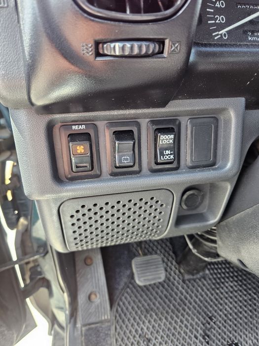 HYUNDAI H 100  пасажир