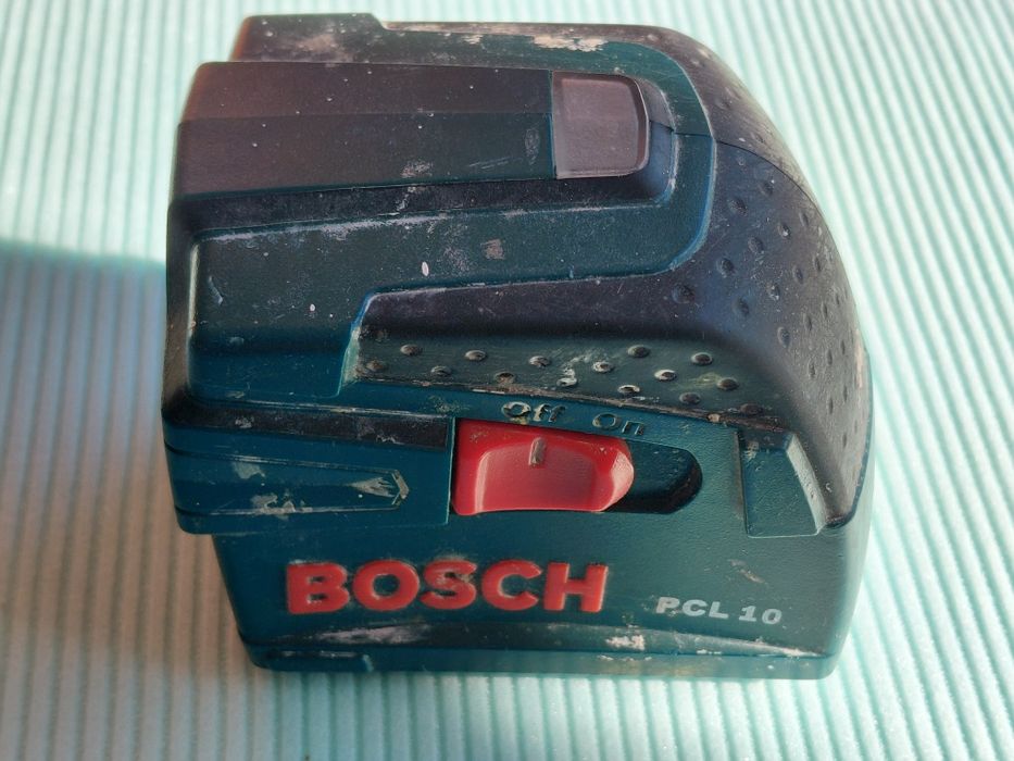 Bosch pcl10 лазерний рівень.