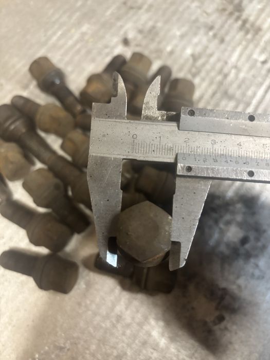 Sruby do kół M14x1,5 renault espace felgi aluminiowe stalowe Leszno ...