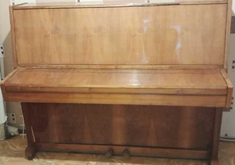 Продам фортепіано