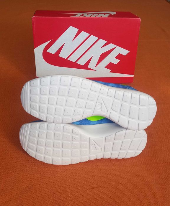 Buty sportowe Nike Roshe Run Print - rozmiar 44