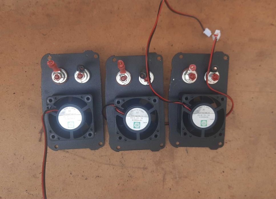 Панелька для інвертора з клемами та кулером