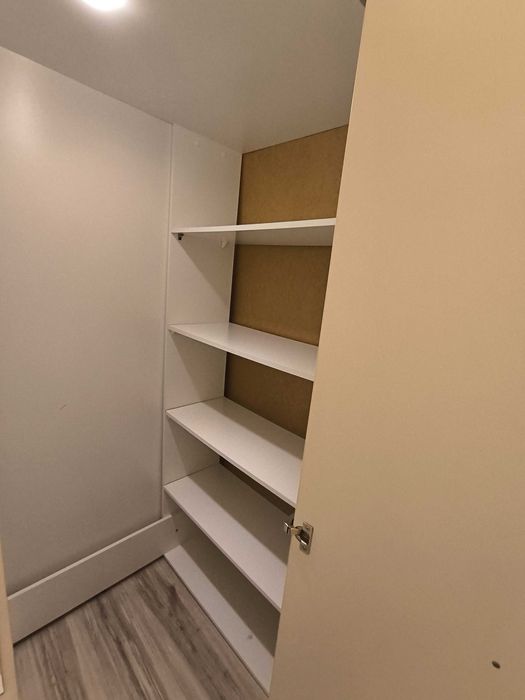 Szafa garderoba biała