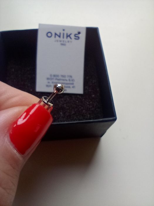 Золота сережка пусета