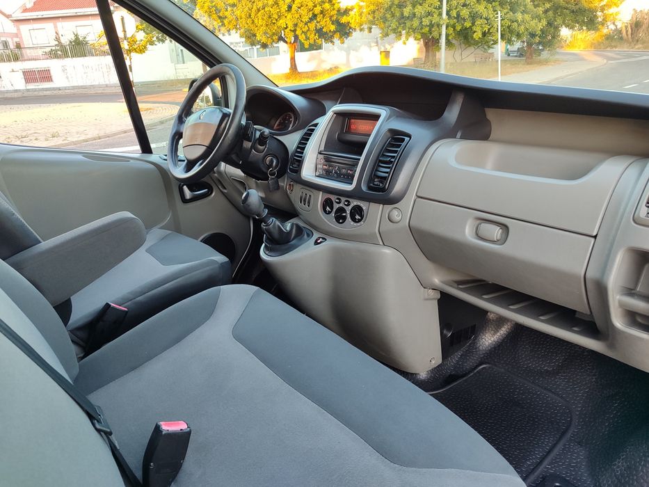 Renault Tráfic 2.0dci 9 Lugares