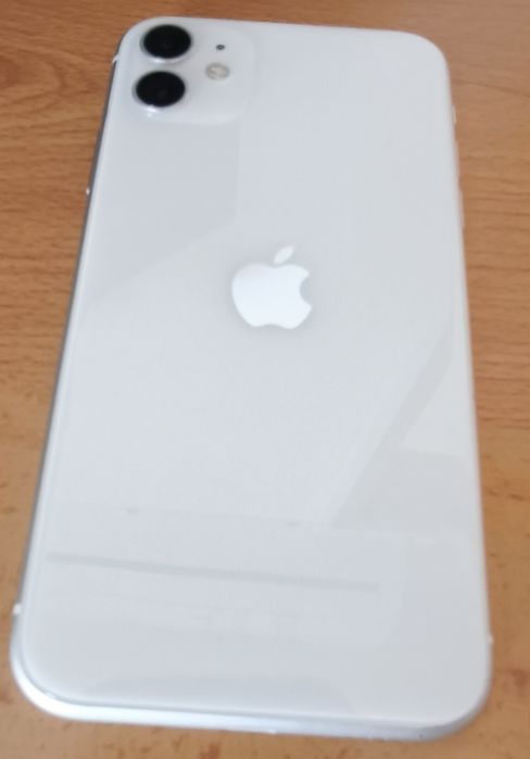 iPhone 11 64gb branco 115€