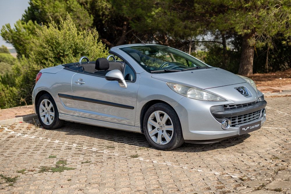 Peugeot 207 CC 1.6 HDi FAP