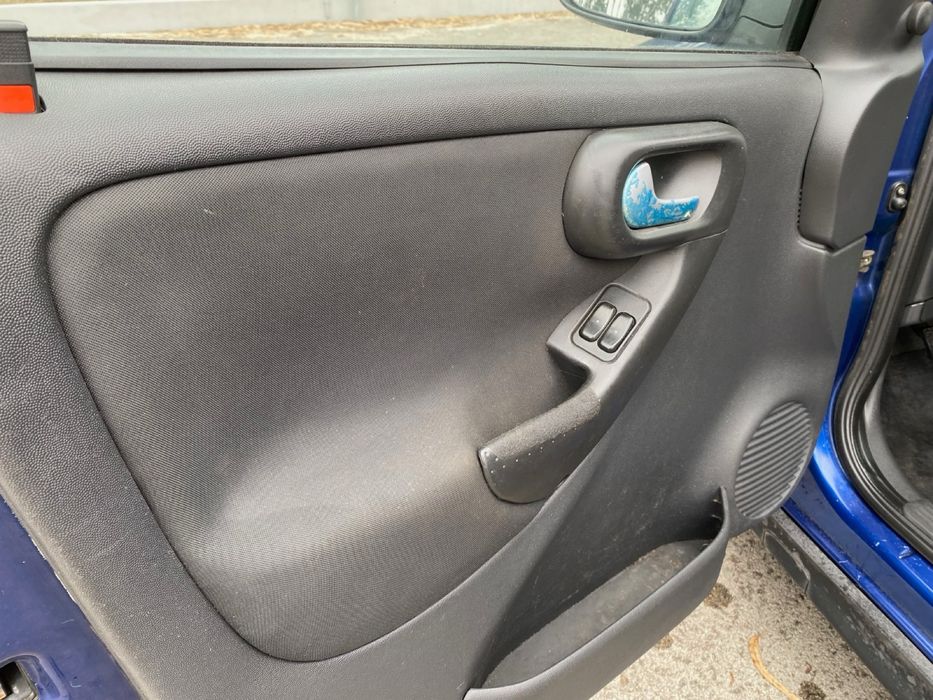 Opel Corsa C 1.3 CDTI 2005 - Motor avariado (ler descrição)