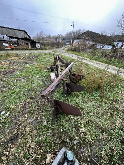 Продам плуг 3.35