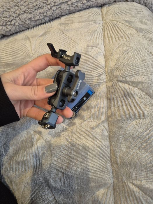 Monitor Atomos Shinobi 5" 4K HDR + Bateria + Adaptador Nato SmallRig