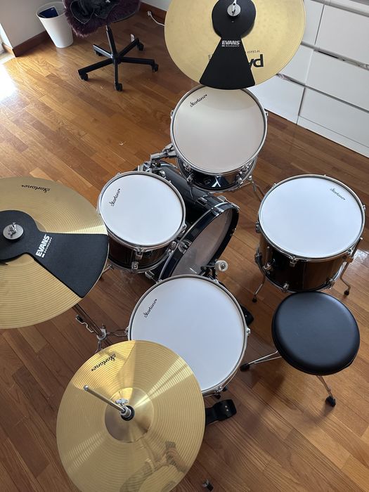 Bateria acústica Startone + extras