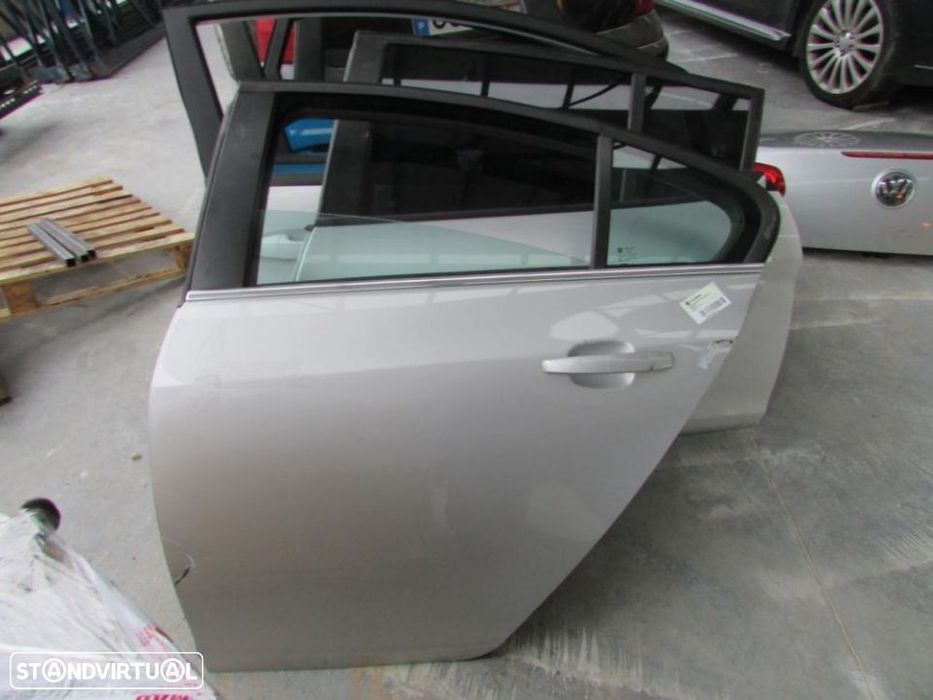 Porta Tras Esquerda Opel Insignia do ano 2013