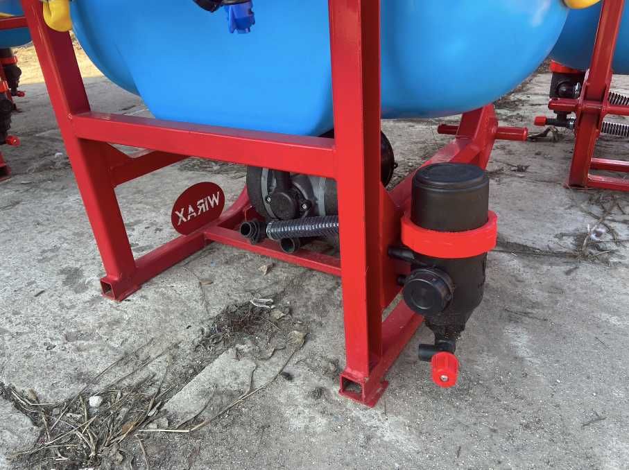 Оприскувач навісний Wirax 200 л захват 8 м для китайців та японців