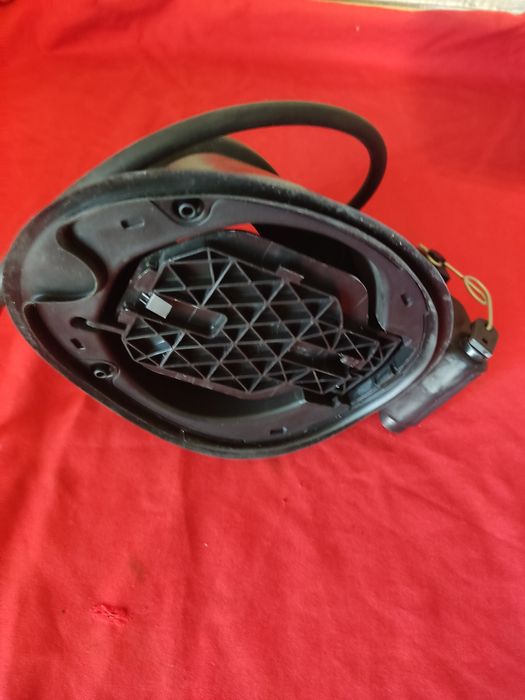 Корпус трубки бака 2116063з Форд куга 2008-.