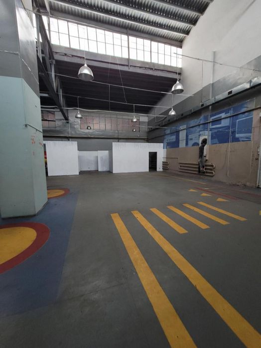 Оренда приміщення 935м2 перший поверх