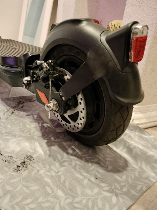 Електросамокат Ehator model pro v 1.2