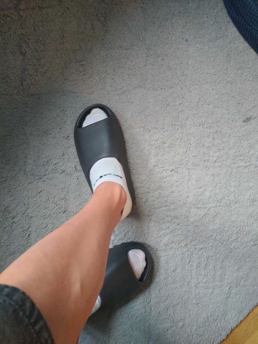 yezzy slide rozmiar 46