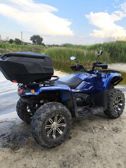 Квадроцикл CF MOTO 450l в идеальном состоянии