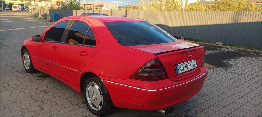 Mercedes c180 w203 мерседес на повному ходу бензин механіка