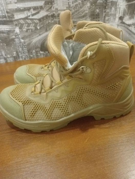 Продам взуття чоловіче/військове