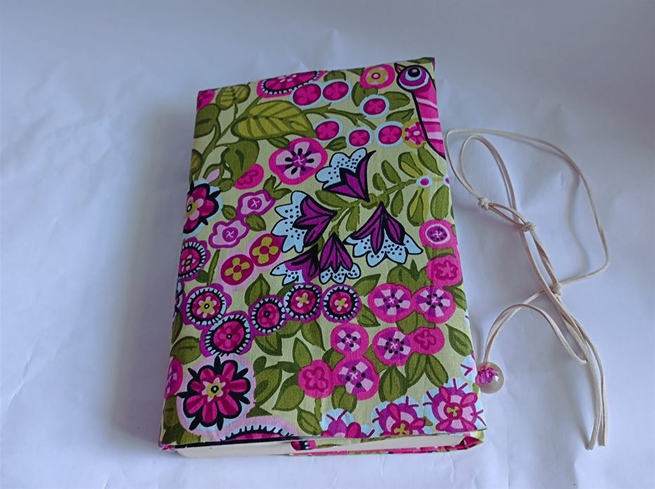 Capas para livros em tecido