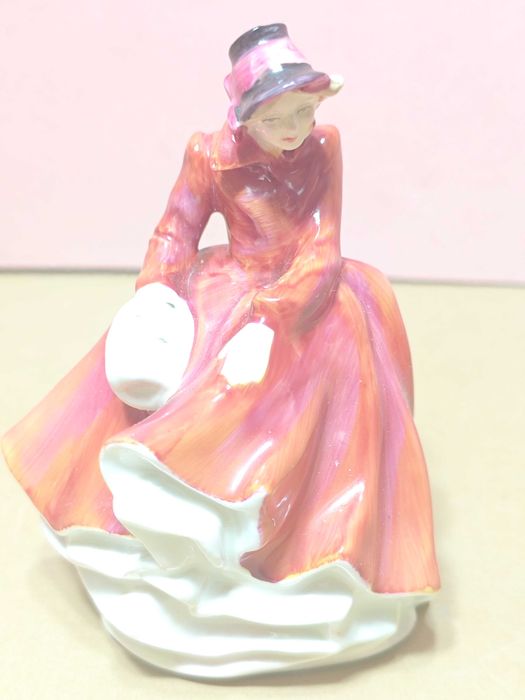 Figurka "EMMA" Royal Doulton HN3208
