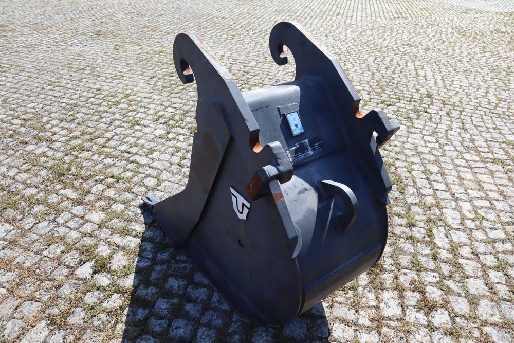 Balde escavação Ø60 L600 p/ 11-16 t