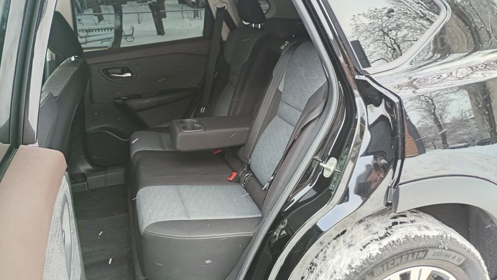 Nissan Rogue SV 2021