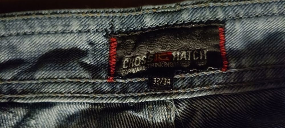 Spodnie jeans Cross 32/34