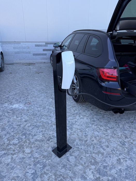 Pedestal carregador tesla wallbox