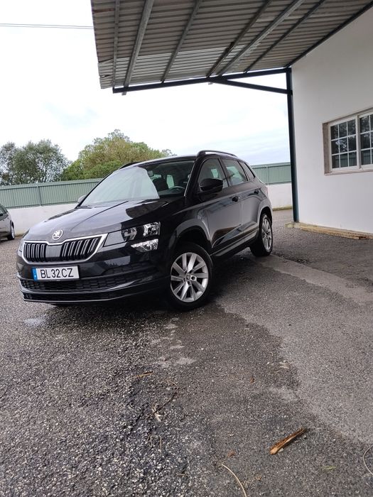 Skoda Karoq SUV 115cv