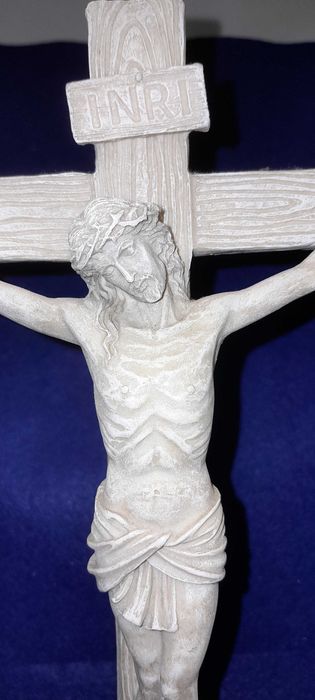 Crucifixo de mesa com imagem de Jesus Cristo