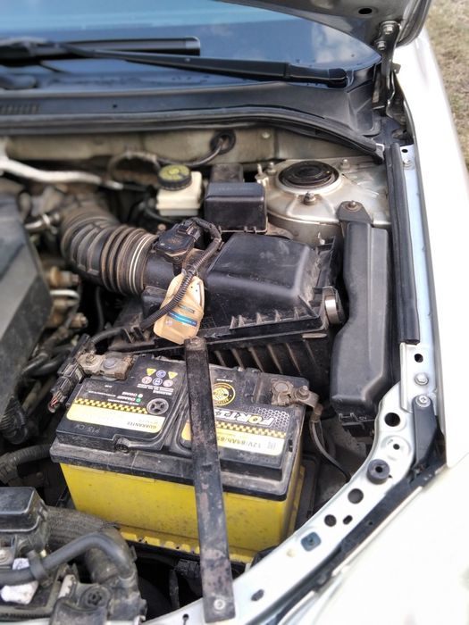 Тойота авенсіс 2,2 d-cat 2006р. Івано-Франківськ