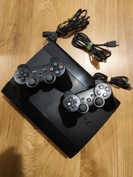 Sony PlayStation 3 500gb/2 pady/40gier