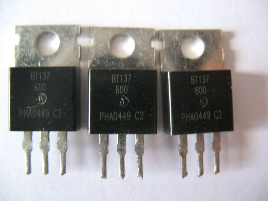 КУ202А, ВТ137, Д815Б, 0.47мкф х 630В.