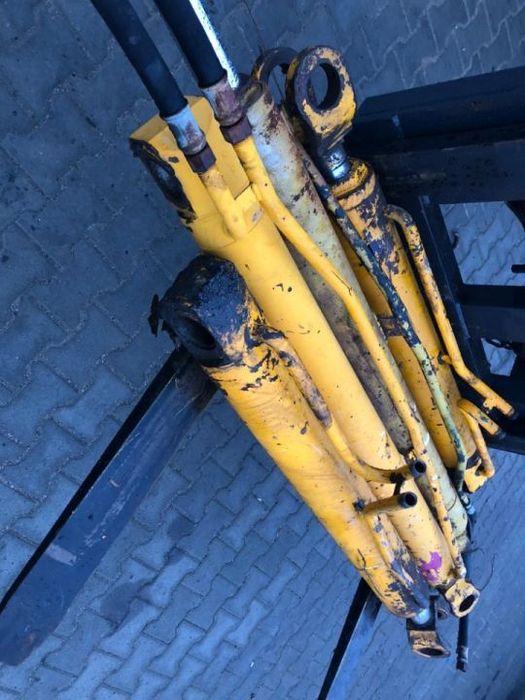 siłowniki hydrauliczne do jcb 426 i 436