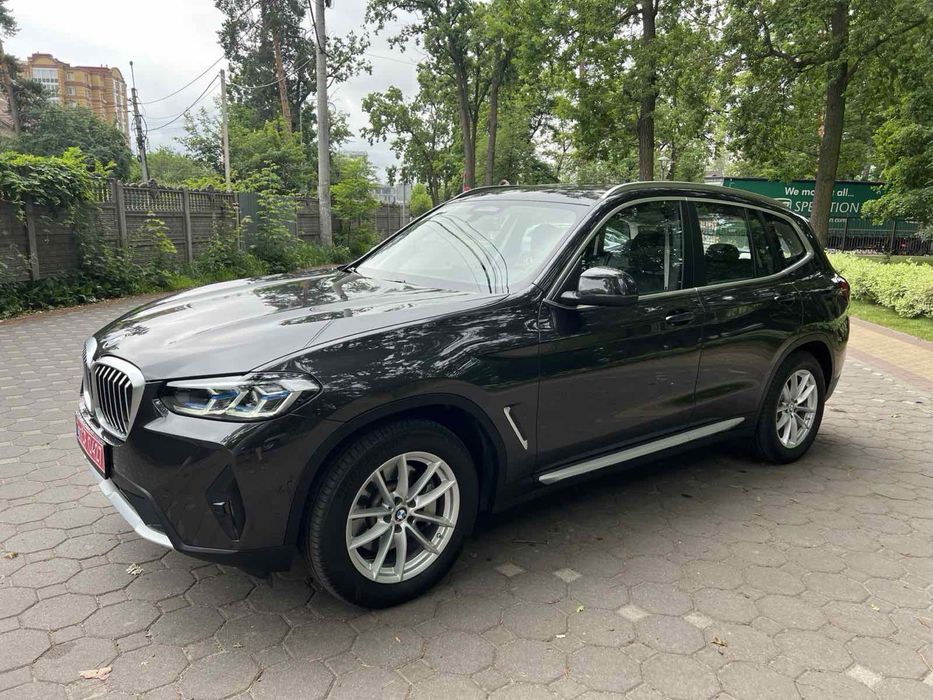 Продам BMW X3 2023