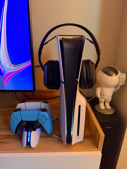 PlayStation 5 Slim E 1TB Zestaw ps5