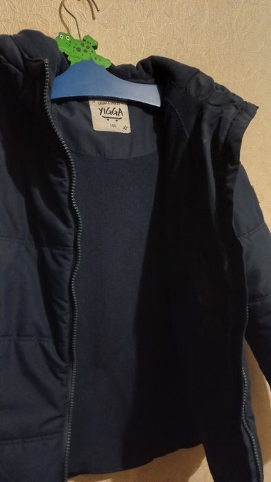 Утеплена куртка для хлопчика 146р.